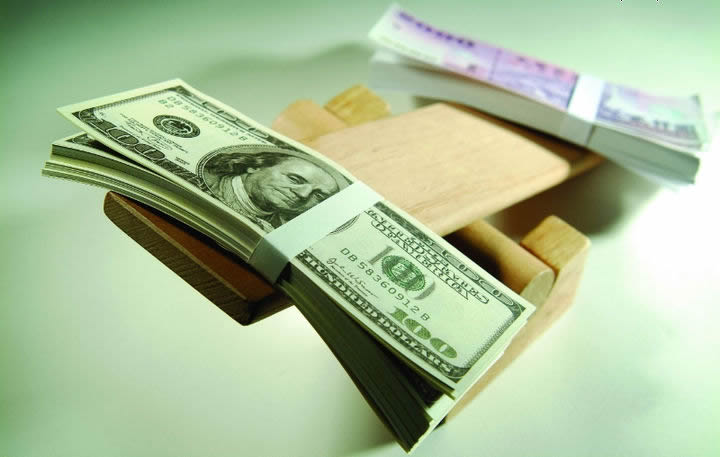 前美联储理事沃什领跑主席提名 特朗普施压遇阻