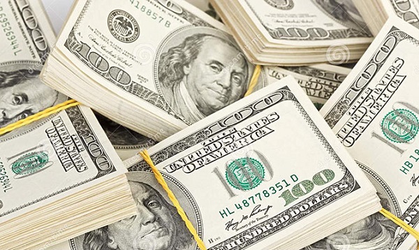 为什么美元/日元突然跌到152附近？